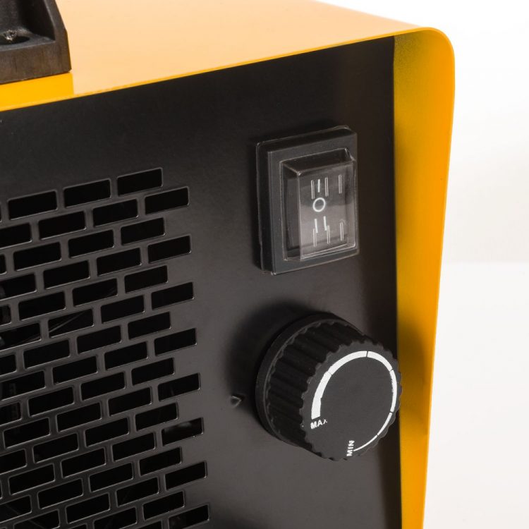 Elektrický ohrievač | POWERMAT 3,5 kW 230V s termostatom pre nastavenie teploty vykurovania. Automatické vypnutie pri dosiahnutí požadovanej teploty.