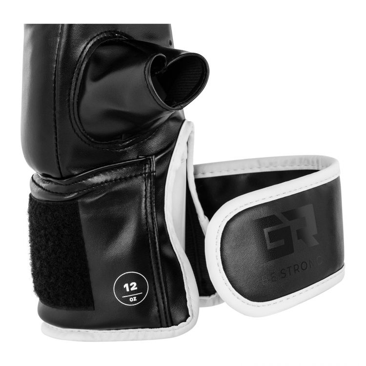 Boxerské rukavice | 12 oz - čierne, model : GR-BG 12PB, vhodné na boxerské tréningy pre začinajúcich aj pokročilých boxerov.