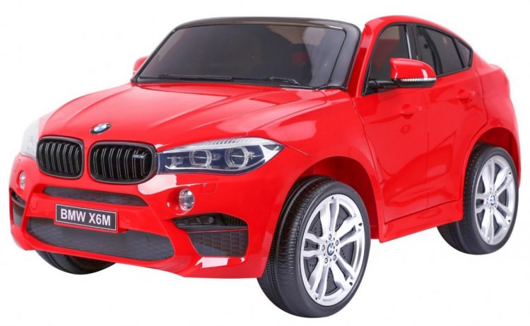 Elektrické autíčko BMW X6 M-packet | červené, s plnou bohatou výbavou ako v skutočnom aute. S otvárateľnými dverami, LED svetlami a bezpečnostnými pásmi.