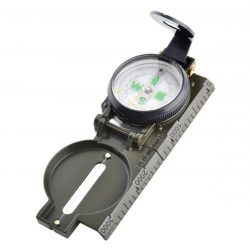 Vojenský kompas s pravítkom má nerezové hliníkové puzdro, ktoré robí zariadenie odolným voči poškodeniu. Pravítko s mierkou: 1:25000.