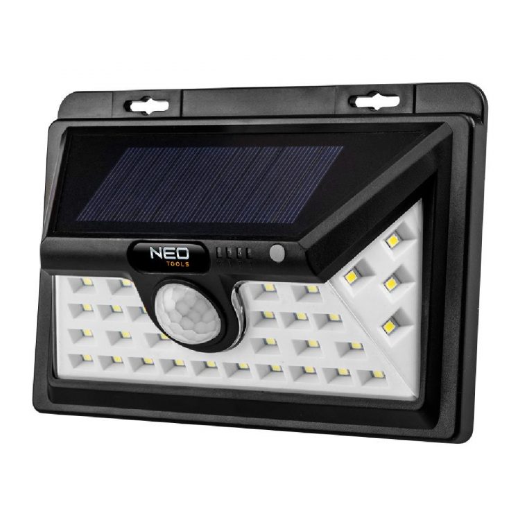 Solárna lampa so senzorom pohybu LED 350lm NEO | 99-088 je vybavené pohybovým senzorom s dosahom až 5 m a uhlom záberu až 120 stupňov.