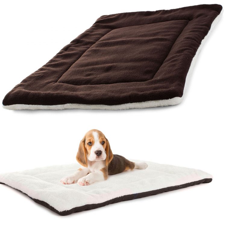Pelech / matrac pre psa a mačku | 50x35cm tmavo hnedý je vyrobený z mäkkého a na dotyk príjemného materiálu.