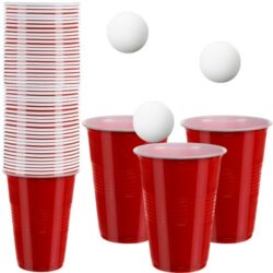 Hra Beer Pong, 50 červených šálok | 21232 hru hrajú dve družstvá. Hra je o hádzaní loptičiek do pivných krígľov, ktoré patria súperovi. 