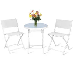 Tento elegantný terasový nábytok, skladací, biely | 2 stoličky + stôl sa spája s pohodlím a eleganciou, ktorá zapadne do každého domova.