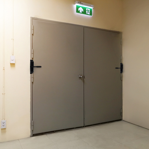 Zatvárač dverí, čierny | Malatec Zatvárač dverí, čierny | Malatec