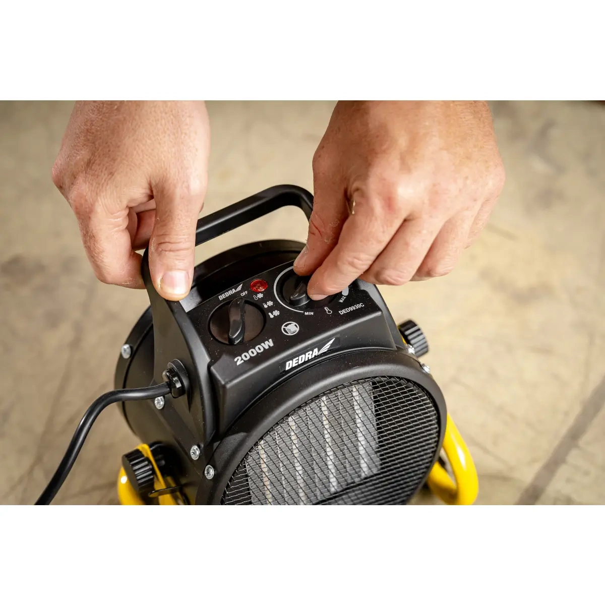 Elektrický ohrievač PTC, 2kW, okrúhly | DEDRA Elektrický ohrievač PTC, 2kW, okrúhly | DEDRA