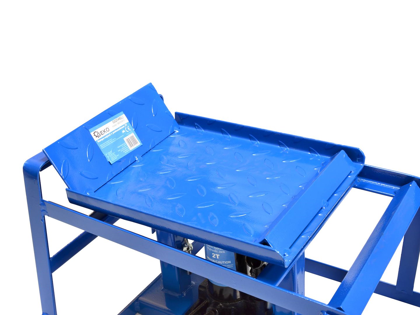 Nájazdová rampa so zdvihákom, 2T | GEKO Nájazdová rampa so zdvihákom, 2T | GEKO